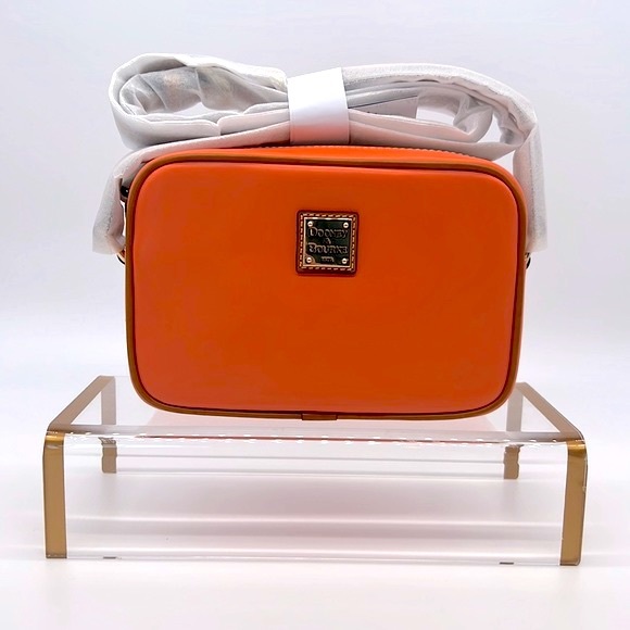 Dooney & Bourke Wexford Leather Camera Crossbody Coral - Picture 1 of 14